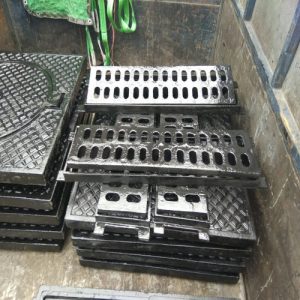 Bán lưới ( song ) chắn rác gang tại Đà Nẵng giá cả cạnh tranh